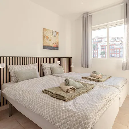 2 Bedroom Lovely In 公寓 *